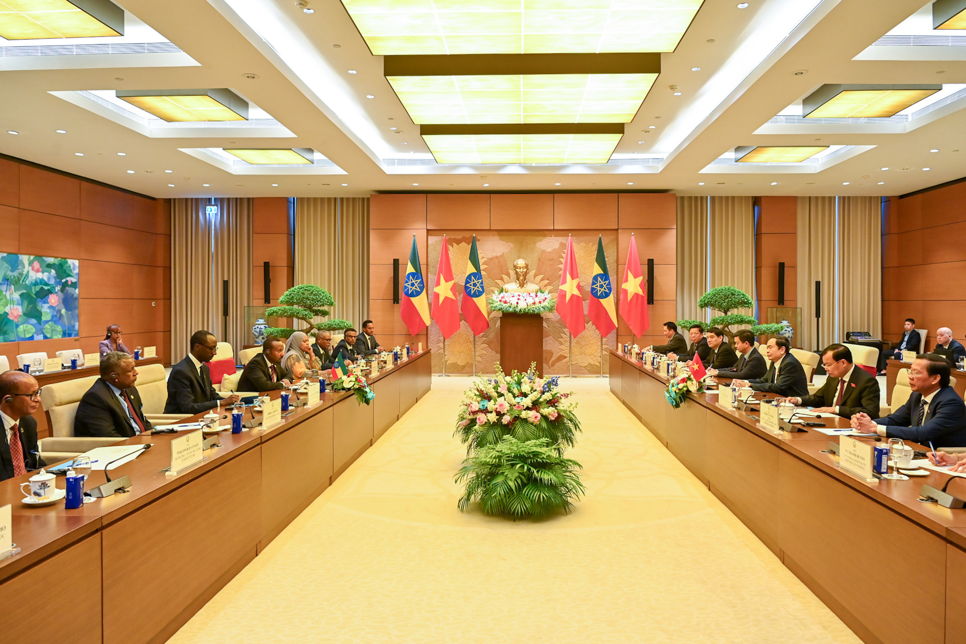 Quang cảnh hội kiến tại Nhà Quốc hội.