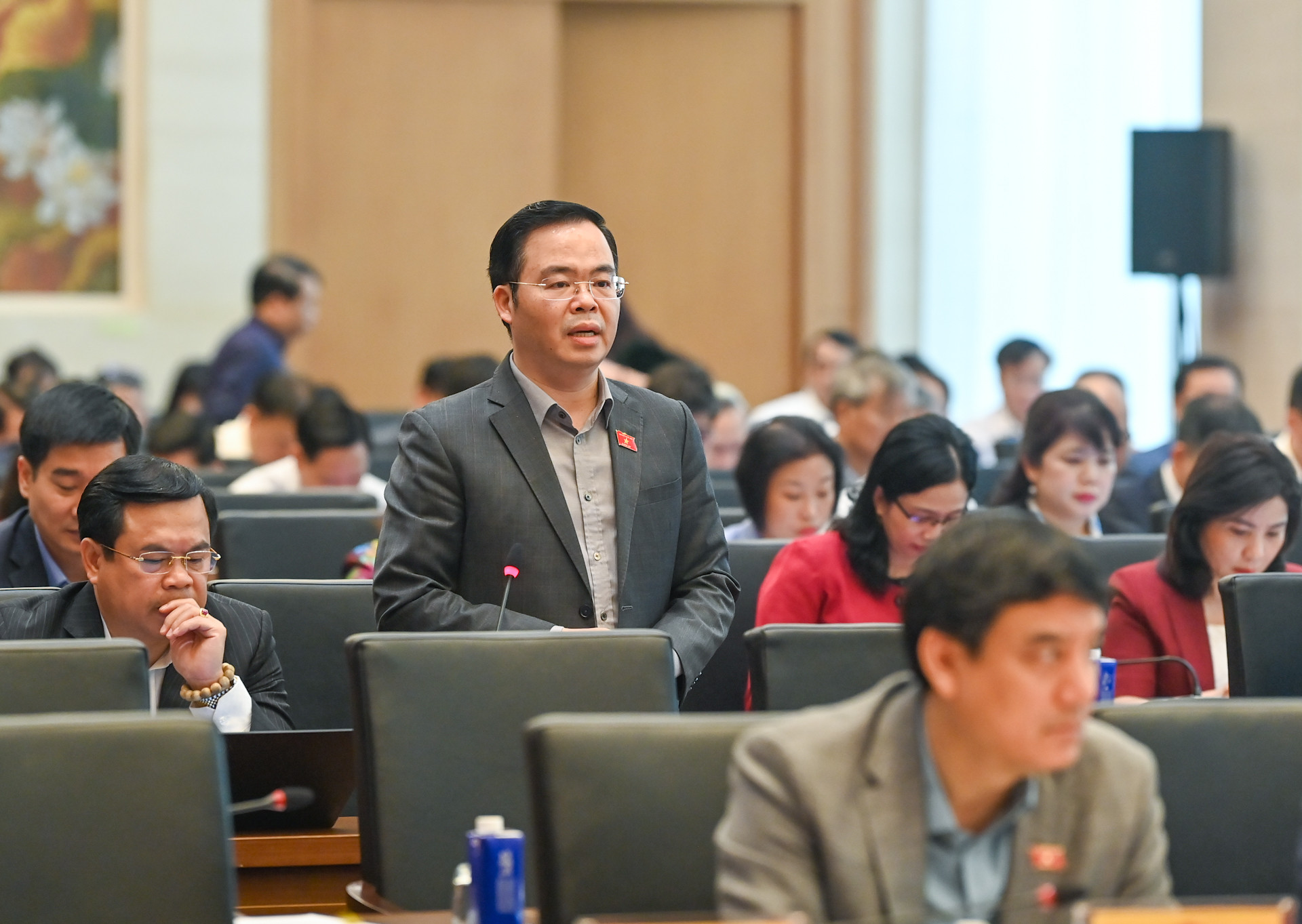 Đại biểu Quốc hội tỉnh Hà Nam Trần Văn Khải phát biểu.