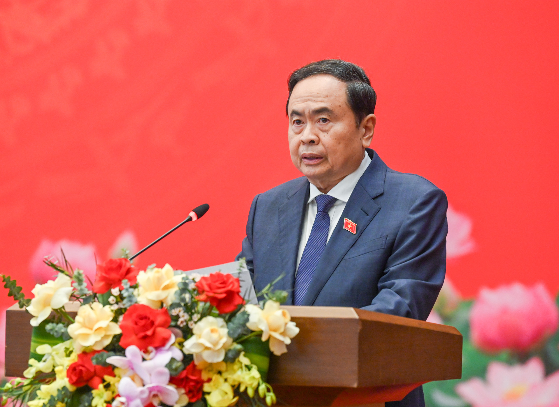 Bí thư Đảng ủy Quốc hội, Chủ tịch Quốc hội Trần Thanh Mẫn phát biểu bế mạc hội nghị. Bí thư Đảng ủy Quốc hội, Chủ tịch Quốc hội Trần Thanh Mẫn phát biểu bế mạc hội nghị.