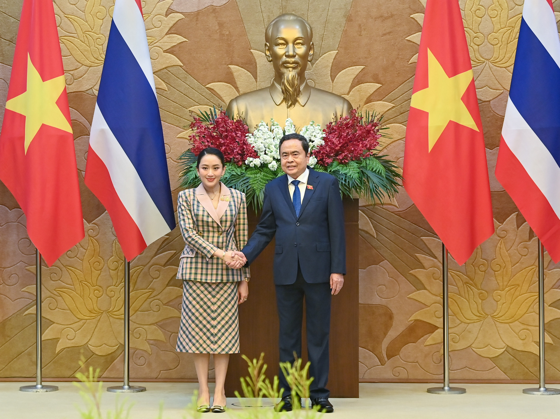 Chủ tịch Quốc hội Trần Thanh Mẫn và Thủ tướng Thái Lan Paetongtarn Shinawatra tại hội kiến.