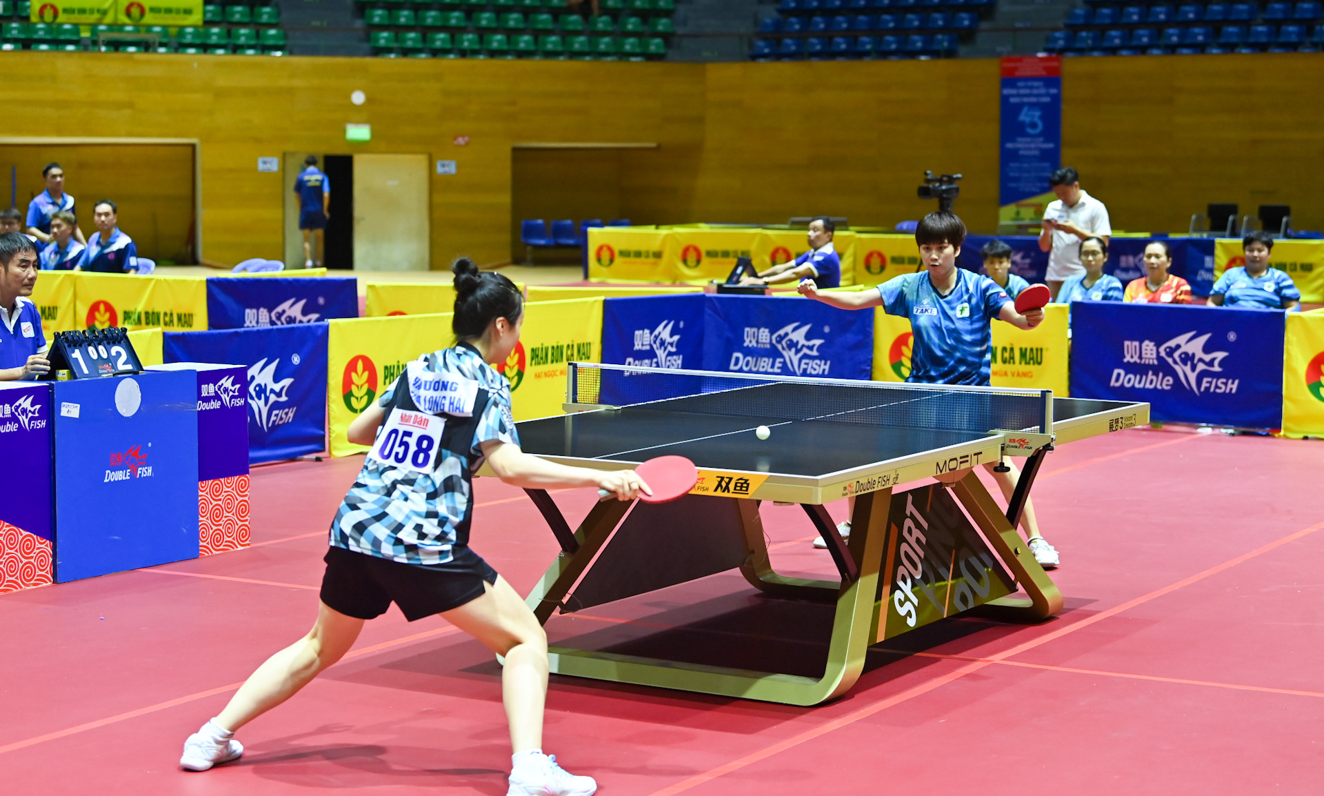 [Ảnh] Đội Công an Nhân dân T&T 1 và Thành phố Hồ Chí Minh 1 giành chức vô địch đồng đội nam, đồng đội nữ ảnh 11