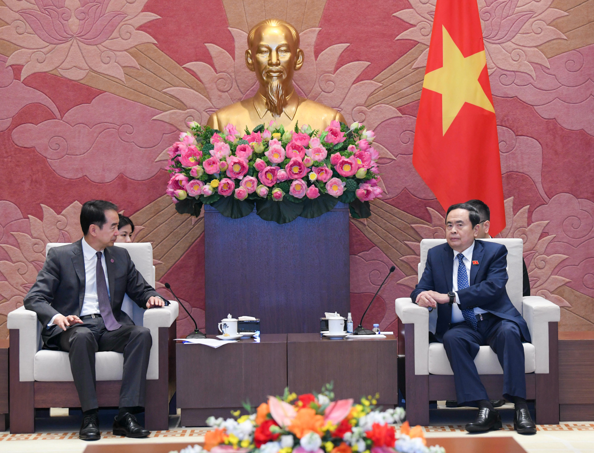 Chủ tịch Quốc hội Trần Thanh Mẫn tiếp Đại sứ Trung Quốc Hà Vĩ.