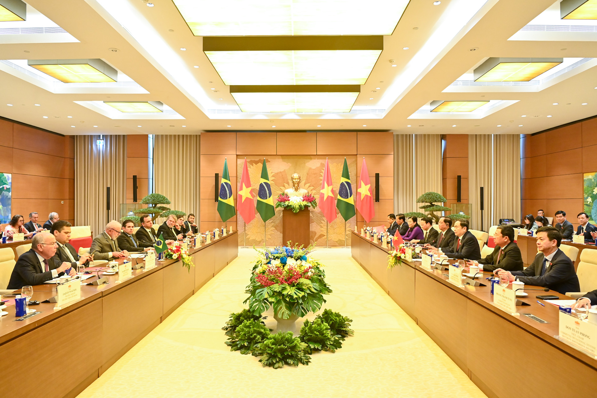 Quang cảnh hội kiến tại Nhà Quốc hội.