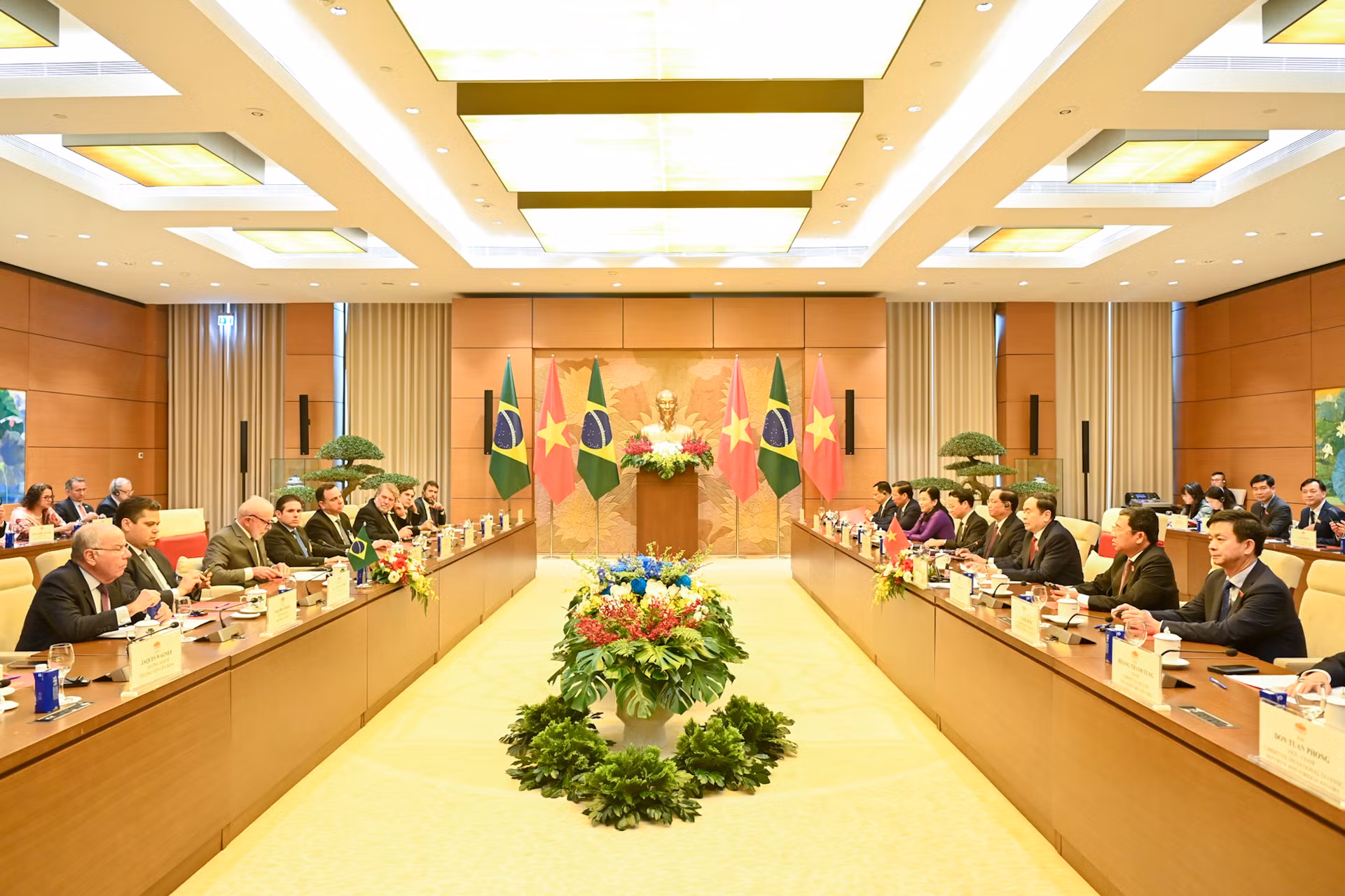 Quang cảnh hội kiến tại Nhà Quốc hội.