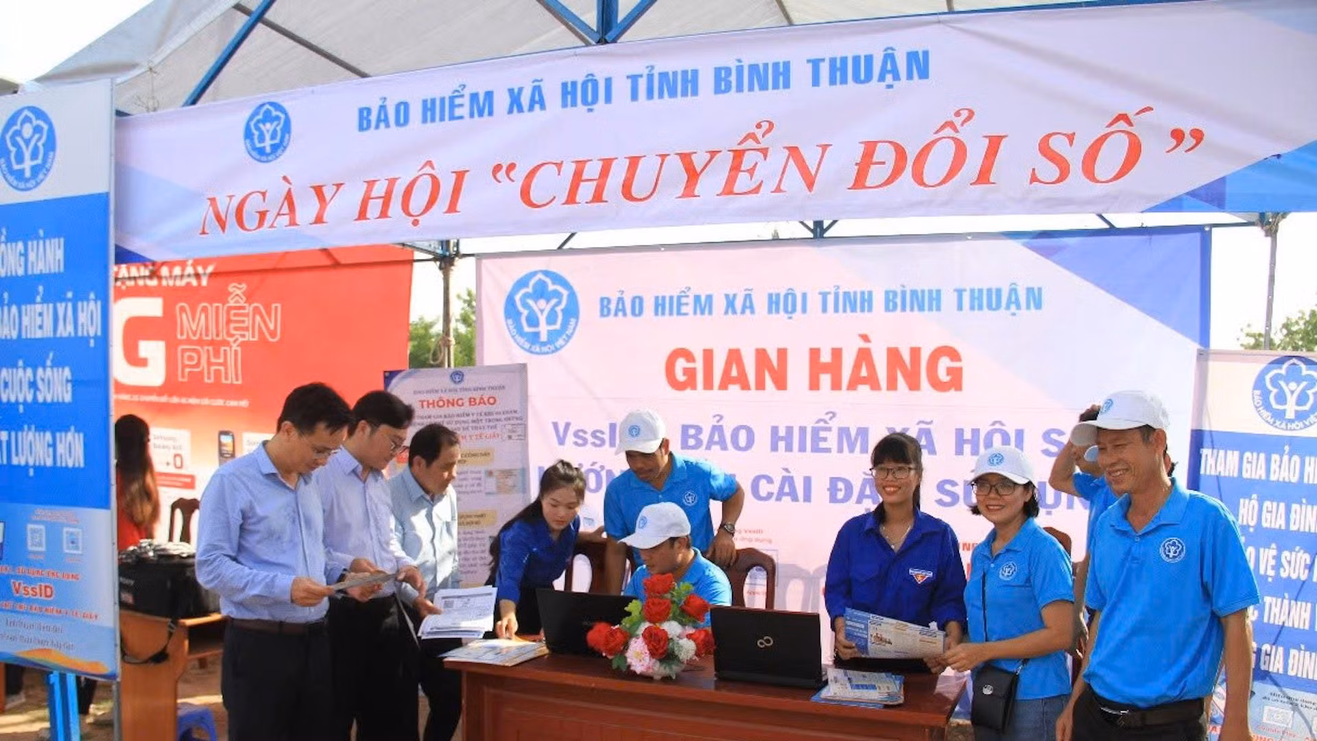 Nhiều đơn vị tham gia Ngày hội "Chuyển đổi số"