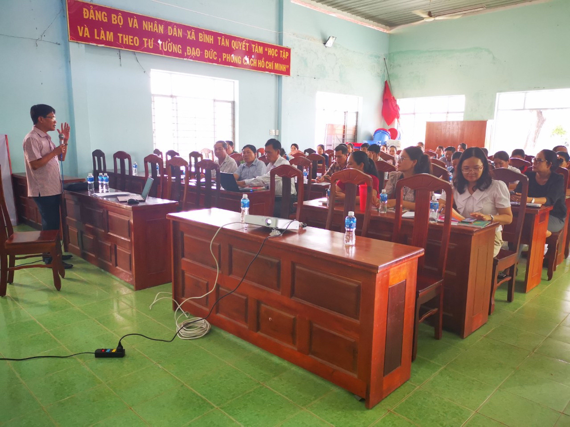 Sở Tư pháp tuyên truyền, phổ biến pháp luật tại xã Bình Tân, huyện Bắc Bình, tỉnh Bình Thuận.