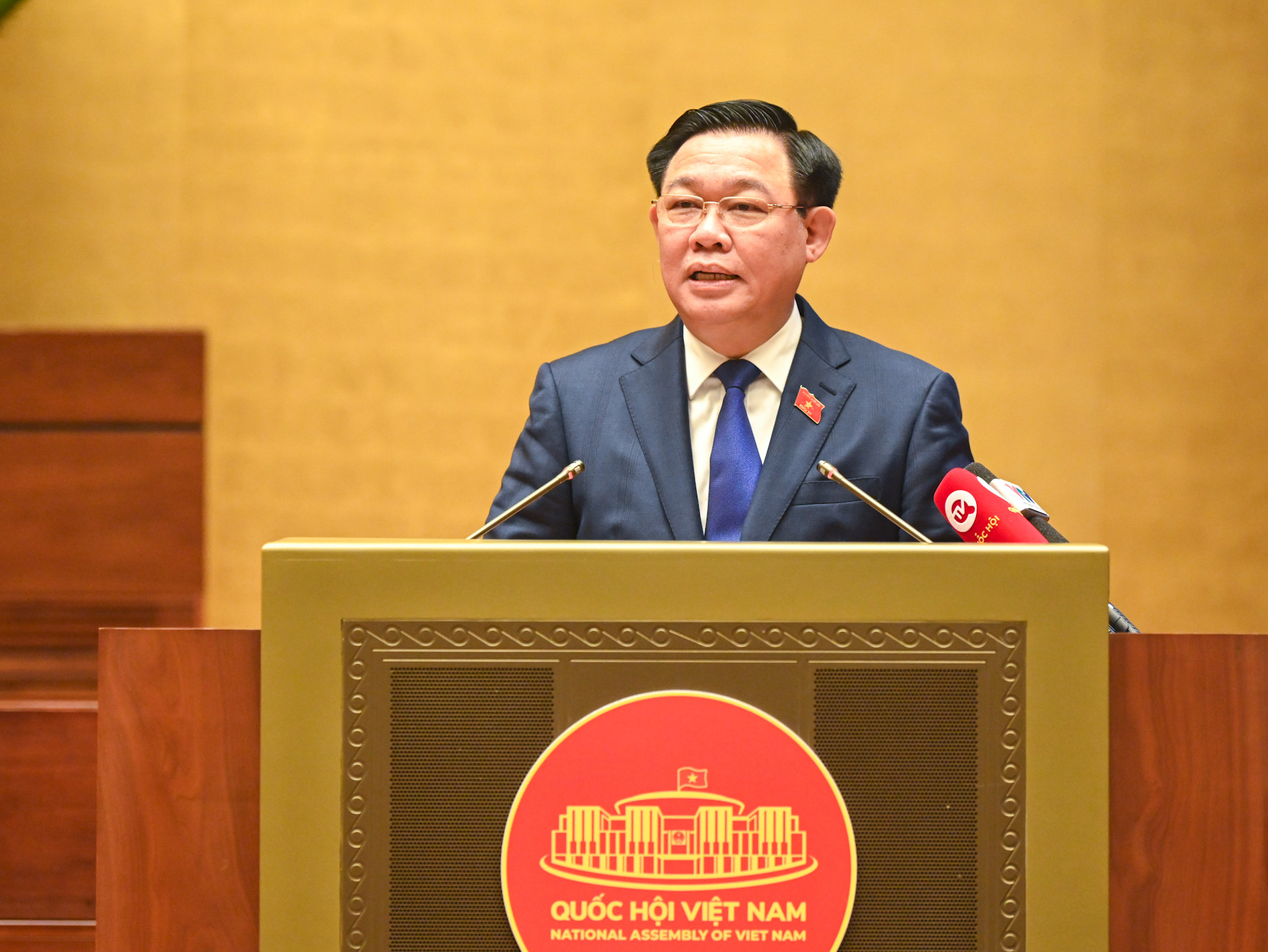 Chủ tịch Quốc hội Vương Đình Huệ phát biểu chỉ đạo hội nghị.