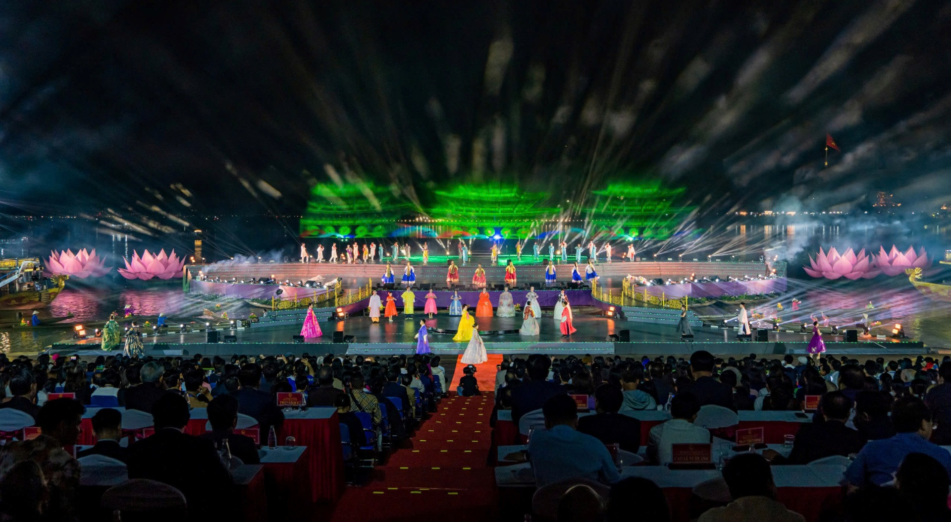 Thông qua Năm Du lịch Quốc gia-Huế sẽ góp phần khơi thông nguồn lực và khai thác hiệu quả hơn tiềm năng, thế mạnh, lợi thế khác biệt của thành phố để tạo sự phát triển đột phá về du lịch, thu hút nhiều hơn nữa khách du lịch trong nước và quốc tế, góp phần thúc đẩy phát triển kinh tế-xã hội của địa phương.