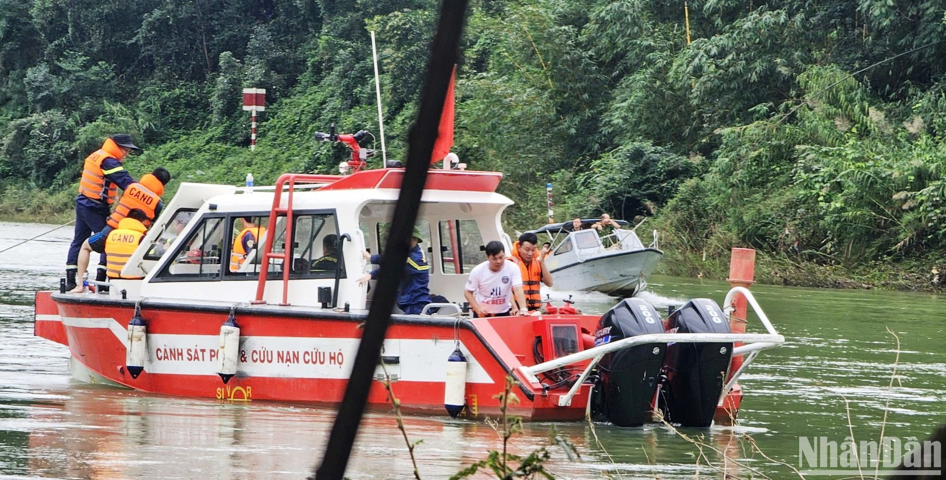 Ngành giao thông vận tải địa phương đã đề xuất xây mới và được Hội đồng nhân dân tỉnh Thừa Thiên Huế phê duyệt chủ trương đầu tư với quy mô công trình cầu bê-tông cốt thép vĩnh cửu, chiều dài hơn 213m, mặt cắt ngang rộng 10,5m, bằng nguồn vốn ngân sách Nhà nước.