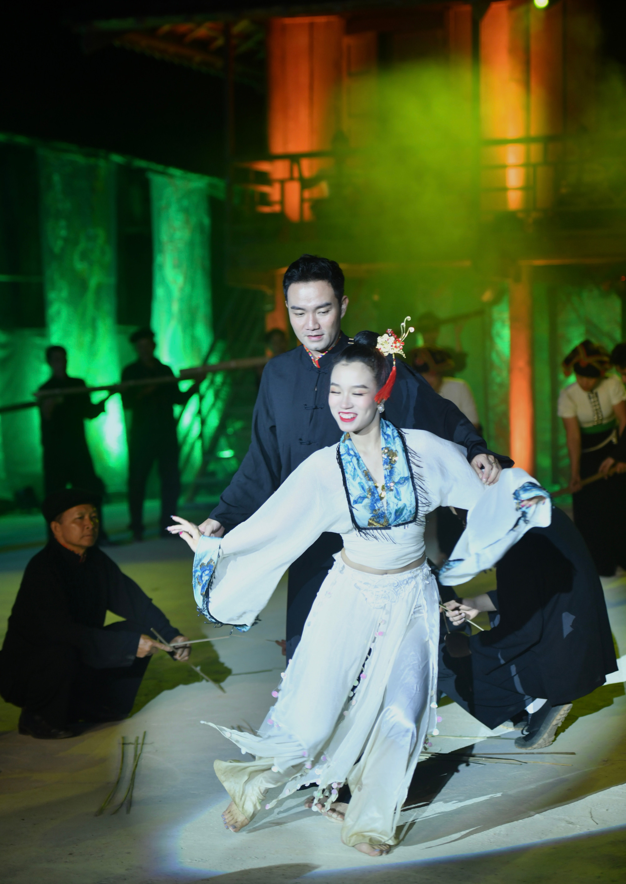 [Ảnh] Hấp dẫn show diễn thực cảnh "Huyền tích U-Va" ảnh 2