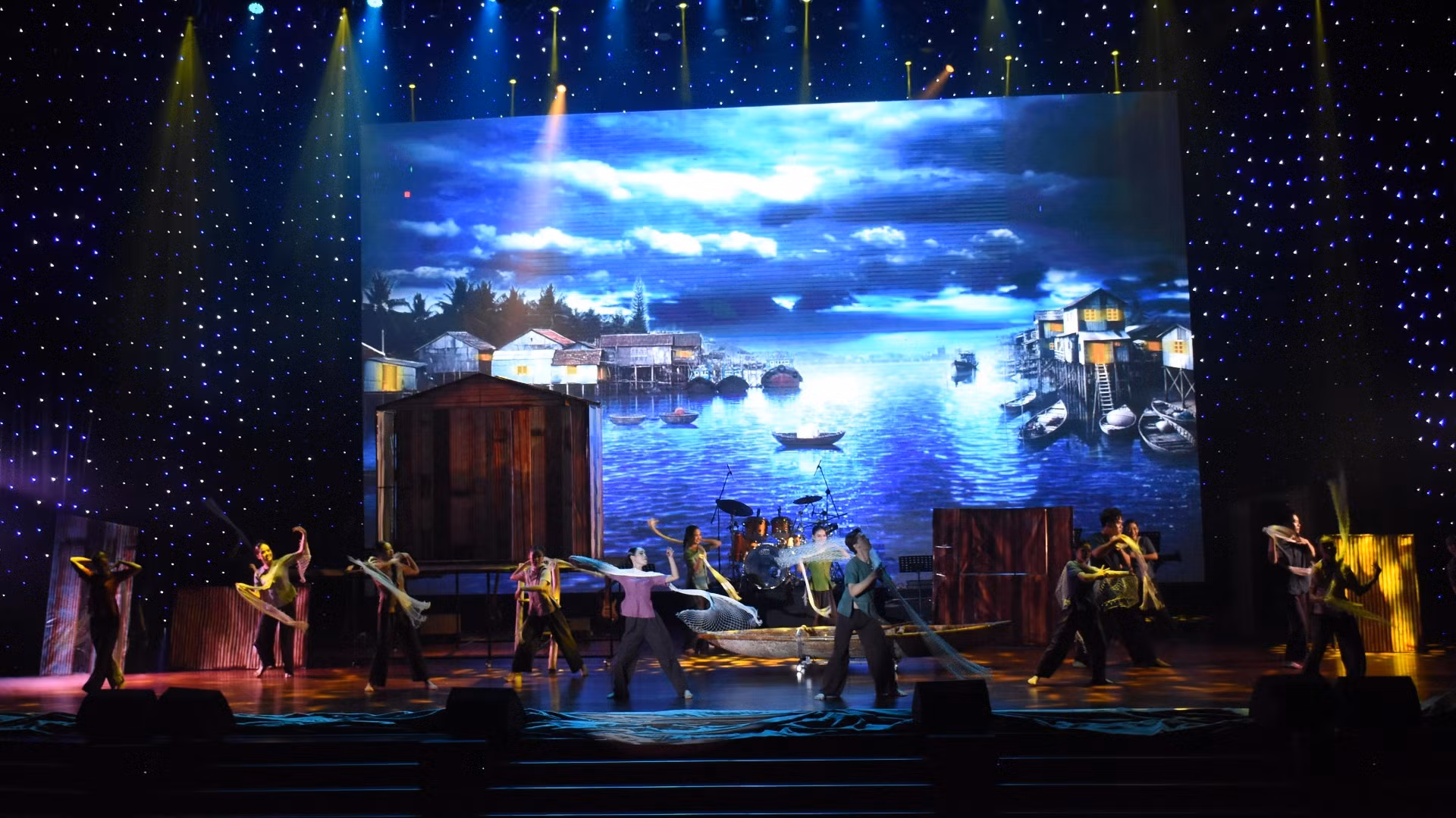 Tiết mục múa “Trăng nhà Chồ” đạt Huy chương Vàng tại Liên hoan Ca, Múa, Nhạc toàn quốc – 2024 (đợt II). (Ảnh: ANH ĐÀO) Tiết mục múa “Trăng nhà Chồ” đạt Huy chương Vàng tại Liên hoan Ca, Múa, Nhạc toàn quốc – 2024 (đợt II). (Ảnh: ANH ĐÀO)