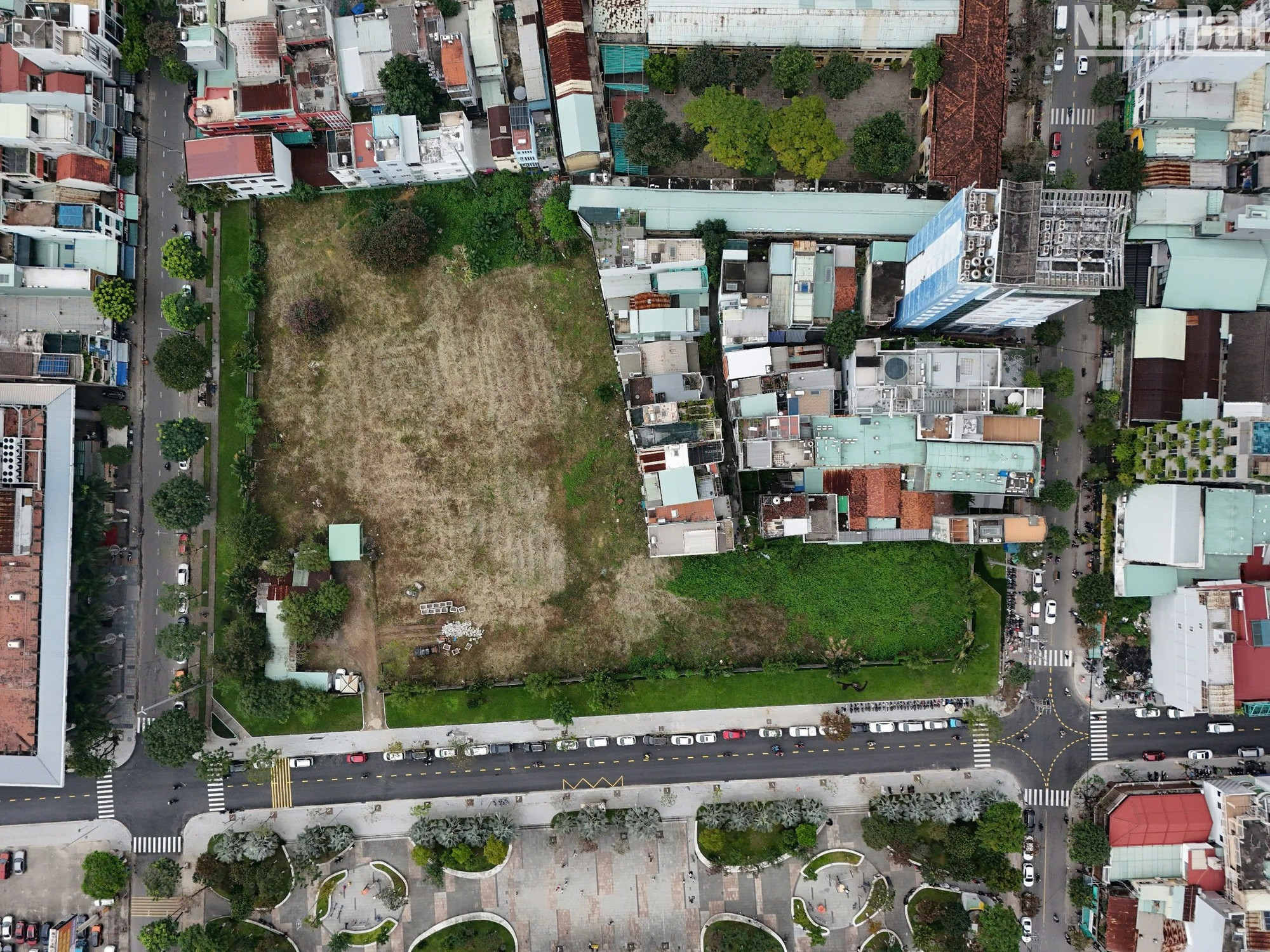 Nhìn từ trên cao lô đất tại 84 Hùng Vương với diện tích 11.170 m2 phường Hải Châu 1, quận Hải Châu, thành phố Đà Nẵng. (Ảnh: ANH ĐÀO)
