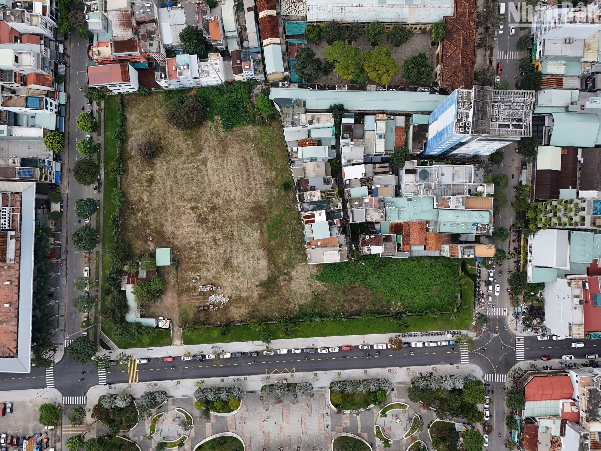 Nhìn từ trên cao lô đất tại 84 Hùng Vương với diện tích 11.170 m2 phường Hải Châu 1, quận Hải Châu, thành phố Đà Nẵng. (Ảnh: ANH ĐÀO)