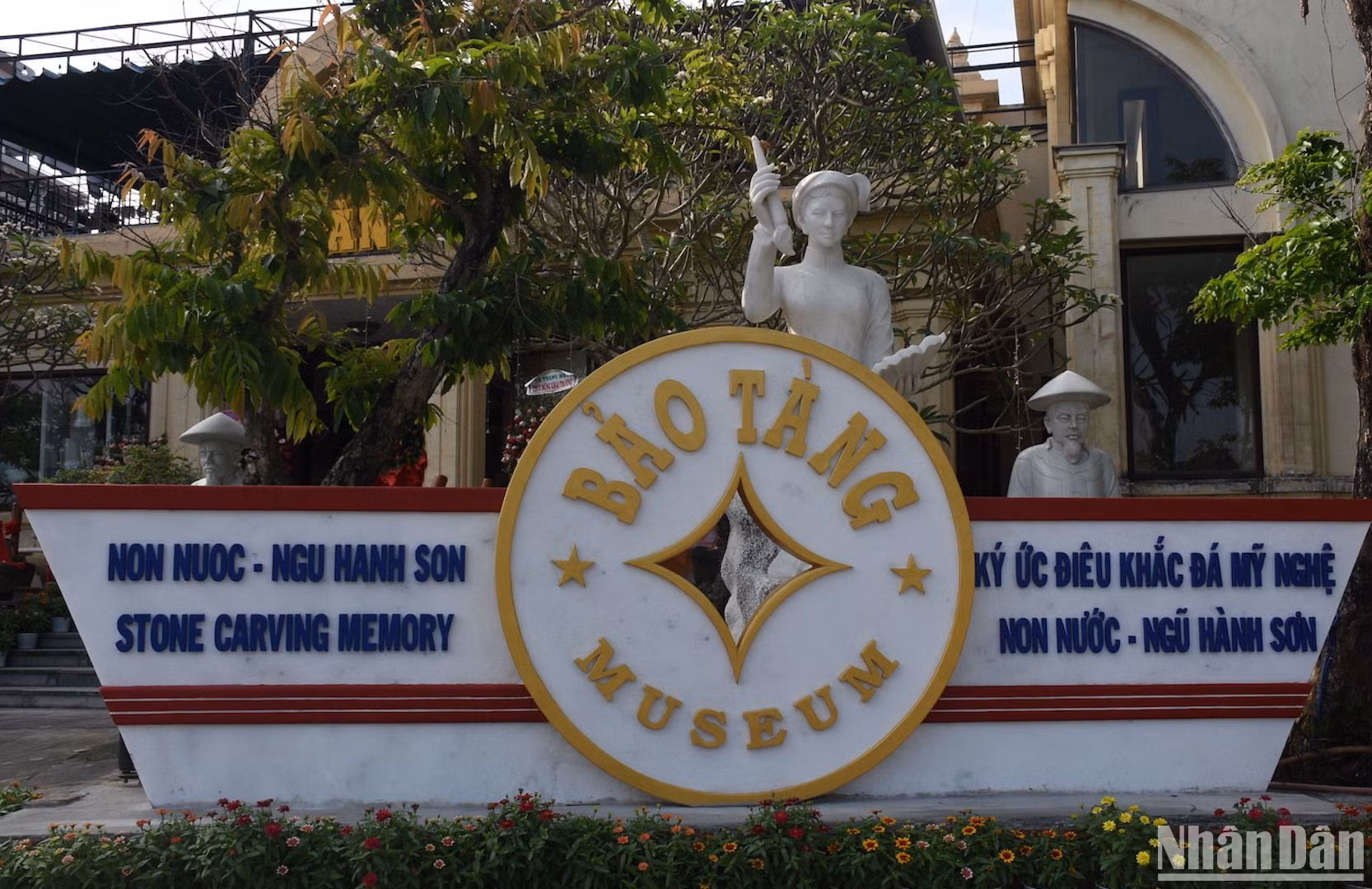 Nơi lưu giữ các giá trị của làng nghề điêu khắc đá mỹ nghệ Non Nước-Ngũ Hành Sơn.