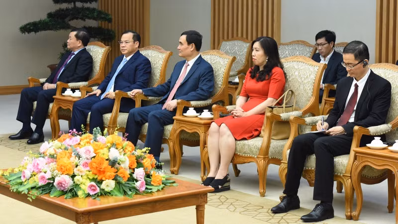 Đại diện lãnh đạo các bộ, ban ngành của Chính phủ Việt Nam cùng tham dự buổi tiếp.