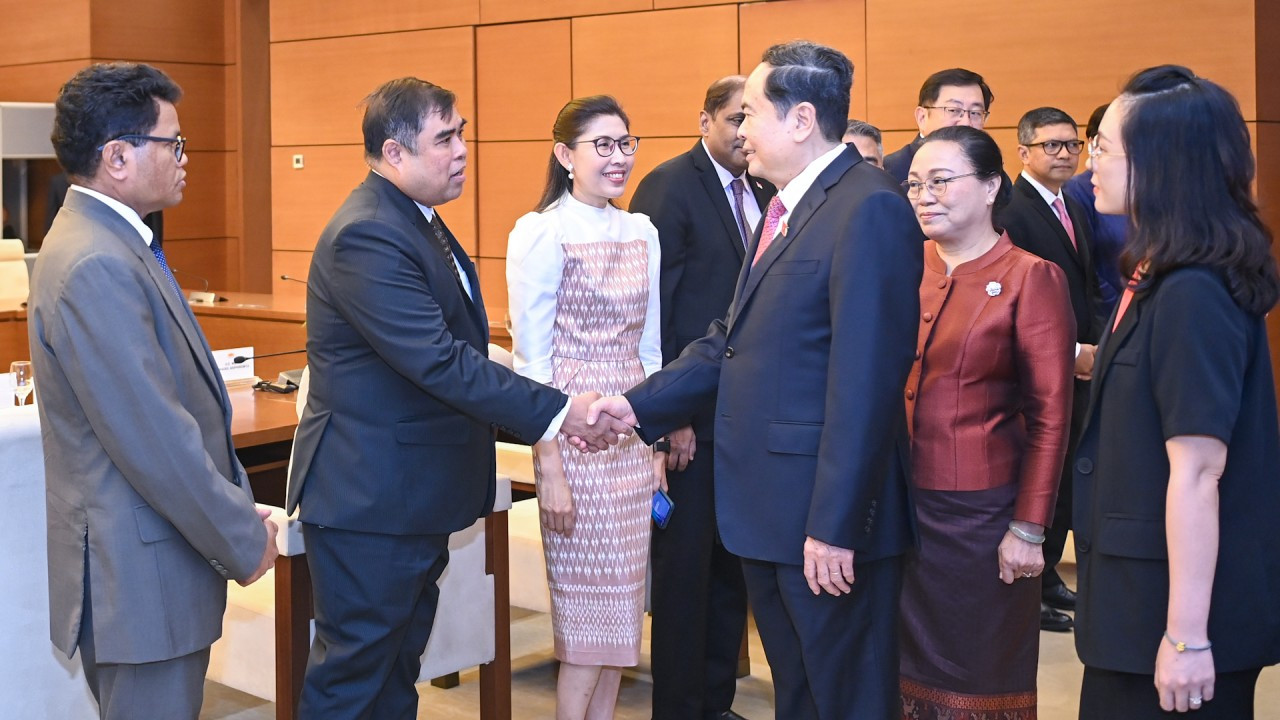 Chủ tịch Quốc hội Trần Thanh Mẫn dự cuộc tiếp Đại sứ, Đại biện các nước ASEAN và Timor-Leste.