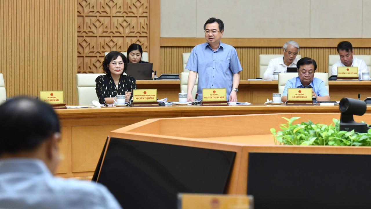 Bộ trưởng Xây dựng Nguyễn Thanh Nghị phát biểu.