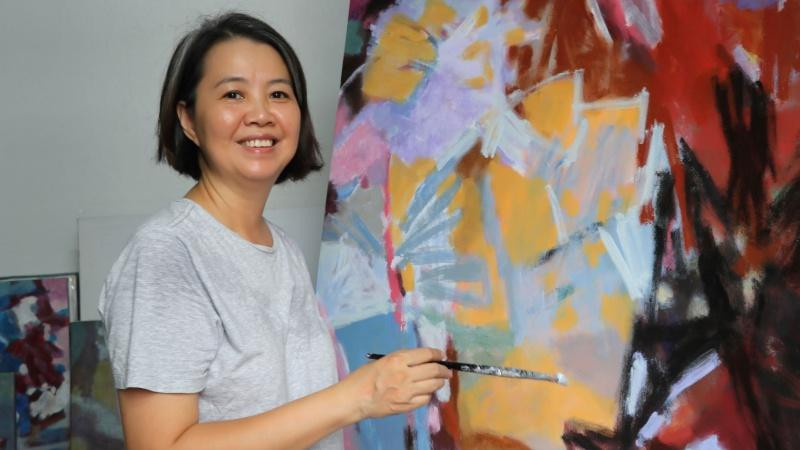 Chân dung họa sĩ Vũ Bích Thủy.