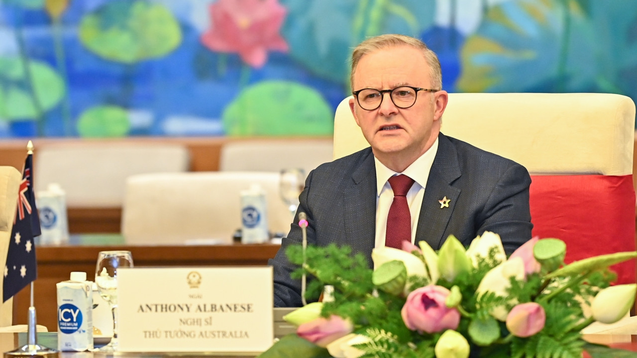 Thủ tướng Australia Anthony Albanese phát biểu tại buổi tiếp.