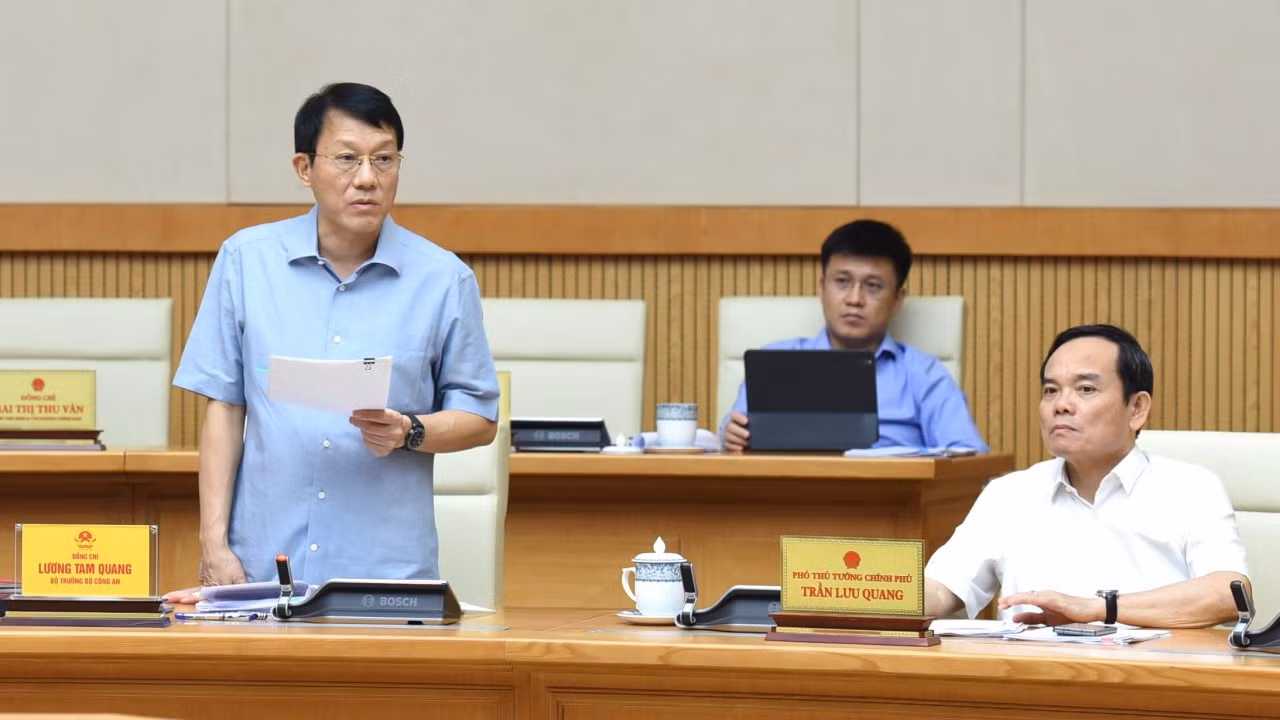 Bộ trưởng Công an Lương Tam Quang phát biểu.