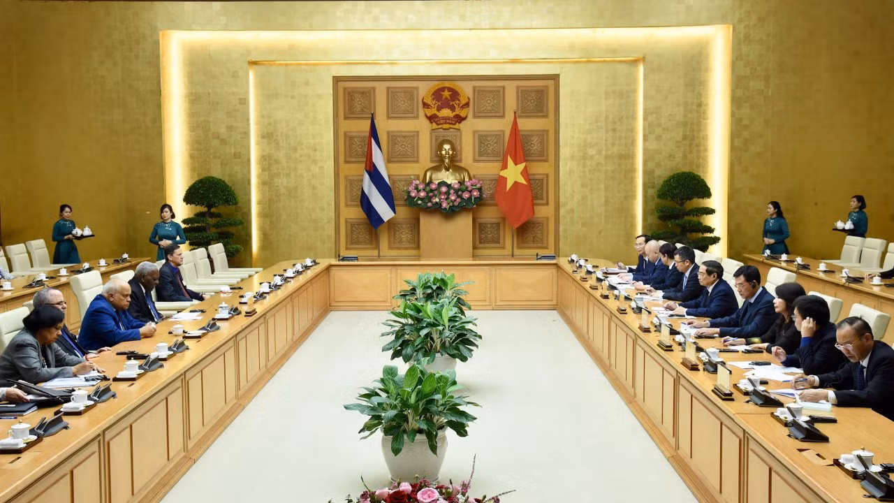 Thủ tướng Phạm Minh Chính tiếp Chủ tịch Quốc hội Cuba Esteban Lazo Hernandez. Thủ tướng Phạm Minh Chính tiếp Chủ tịch Quốc hội Cuba Esteban Lazo Hernandez.