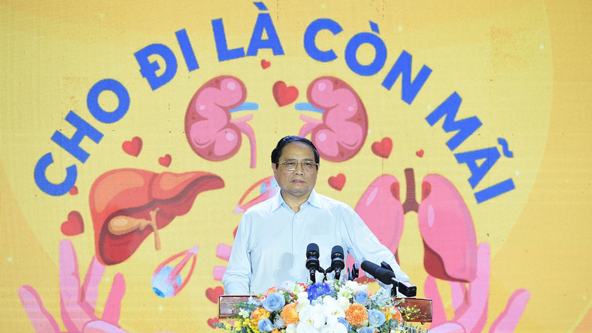 Thủ tướng Phạm Minh Chính phát động Chương trình "Đăng ký hiến tặng mô, tạng - Cho đi là còn mãi”.