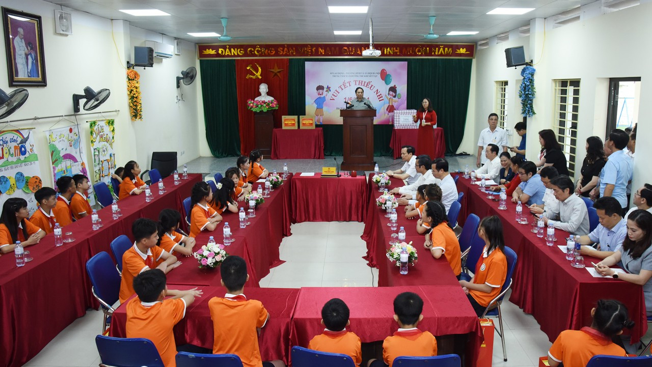 Quang cảnh buổi gặp mặt.