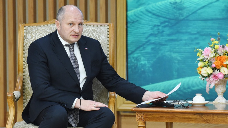 Ông Alexander Kurenkov, Bộ trưởng Bộ Tình trạng khẩn cấp Liên bang Nga phát biểu tại buổi tiếp.