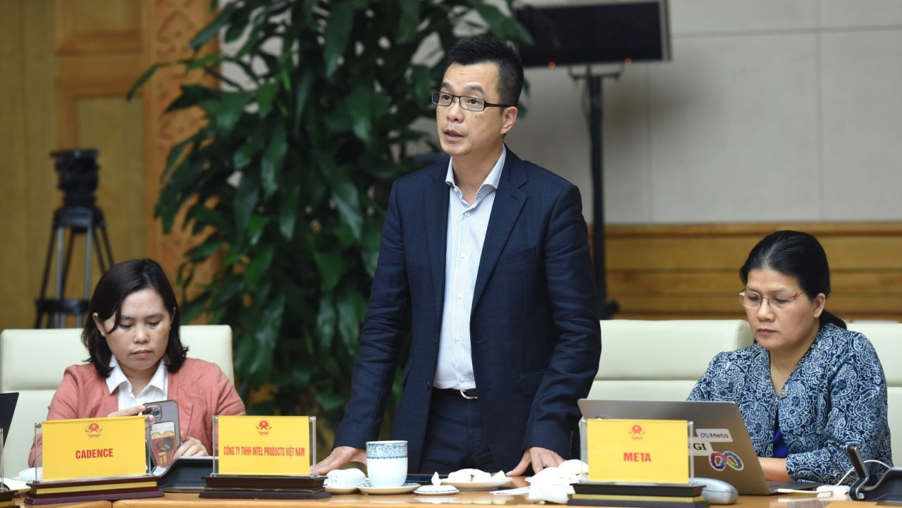 Ông Phùng Việt Thắng, Giám đốc Quốc gia Intel tại Việt Nam phát biểu tại Hội nghị.