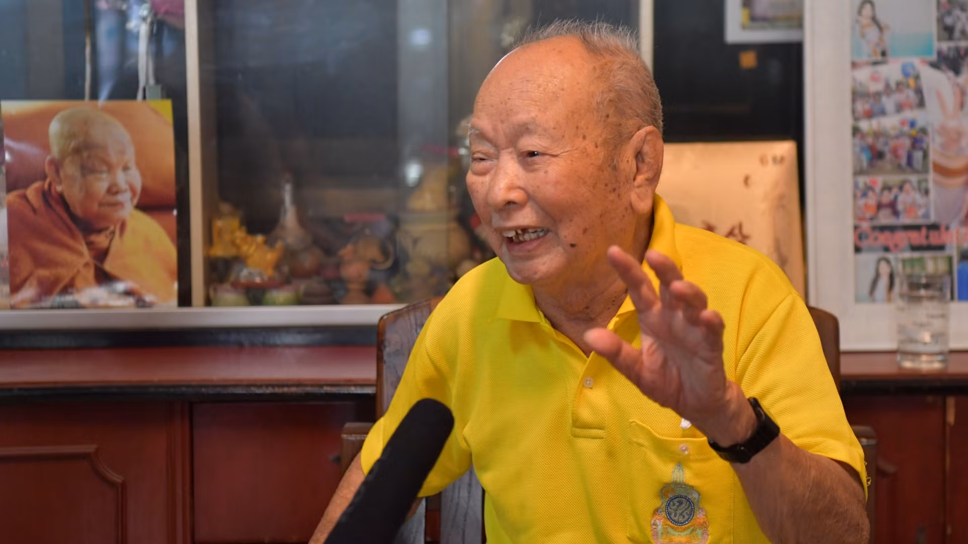 Thầy Phạm Văn Tuấn.