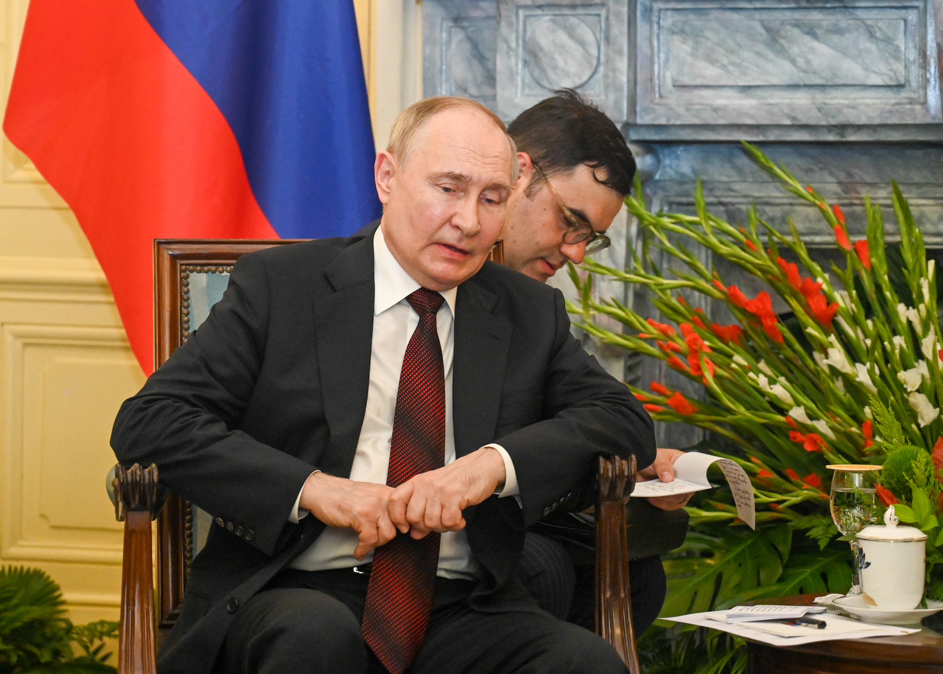 Tổng thống Liên bang Nga Vladimir Putin phát biểu tại buổi hội kiến.