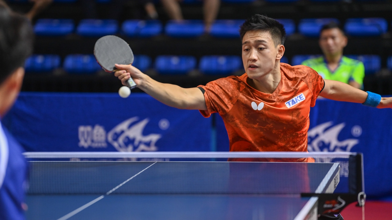 Với kinh nghiệm và bản lĩnh thi đấu vượt trội, Nguyễn Anh Tú dễ dàng giành thắng lợi với tỷ số 3-0 (11-4, 11-7, 11-4) để lọt vào vòng tiếp theo.