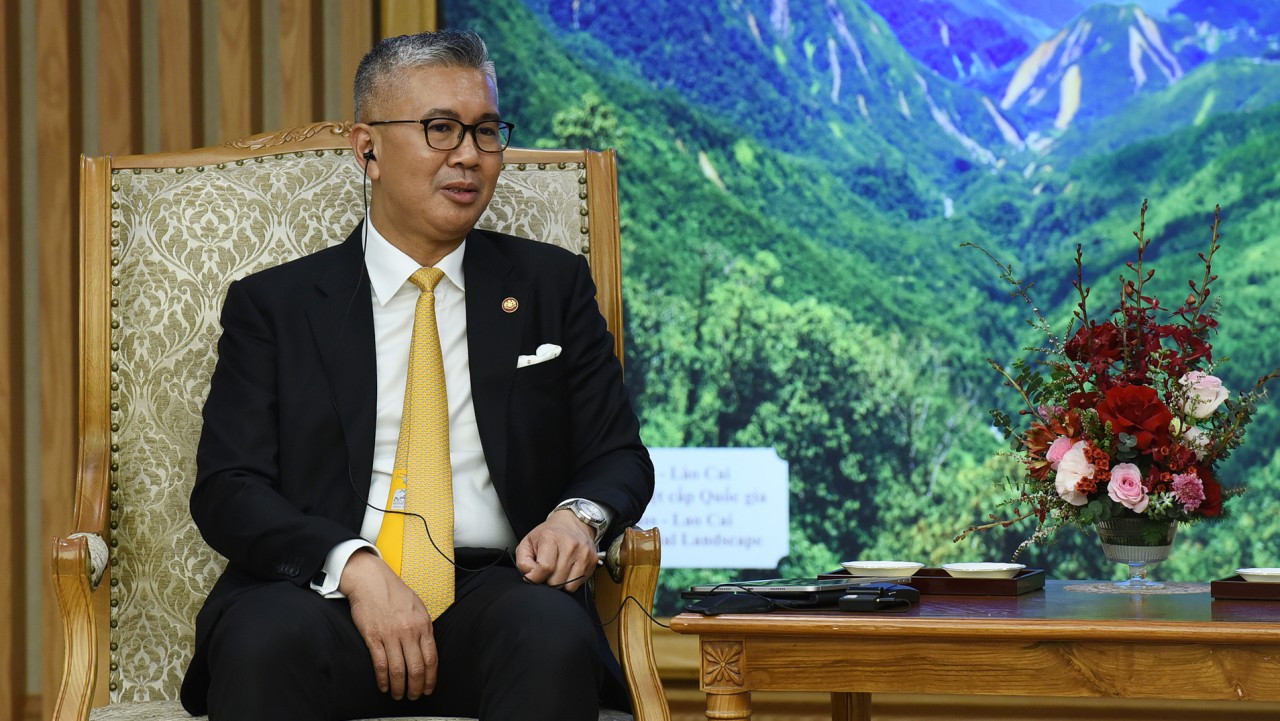 Bộ trưởng Đầu tư, Thương mại và Công nghiệp Malaysia Zafrul Abdul Aziz.