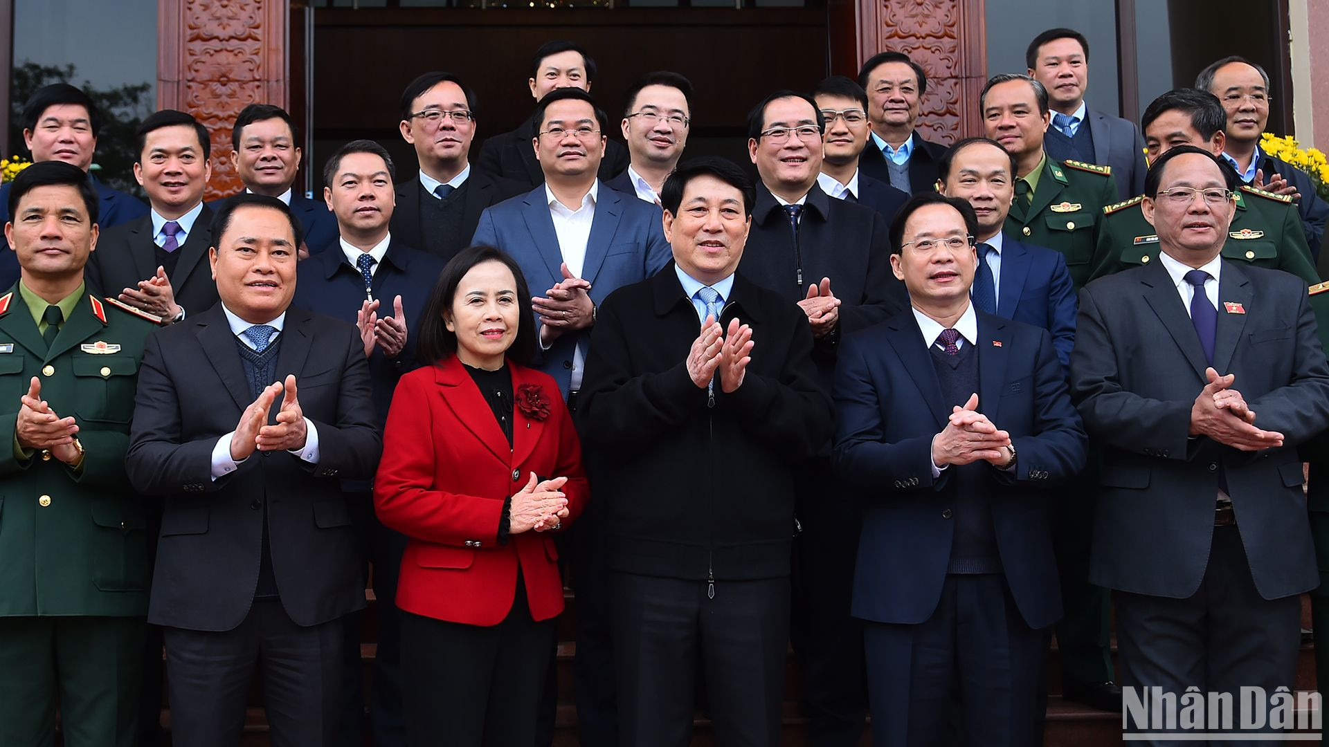 Chủ tịch nước Lương Cường với các đại biểu tại buổi làm việc. (Ảnh: Thủy Nguyên)