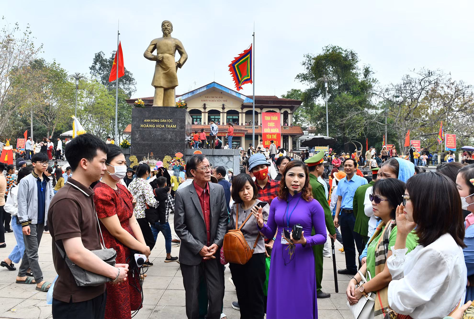 Vào dịp tháng 3 dương lịch, du khách đến Bắc Giang được trải nghiệm không khí Lễ hội Yên Thế gắn với cuộc khởi nghĩa của cụ Hoàng Hoa Thám.