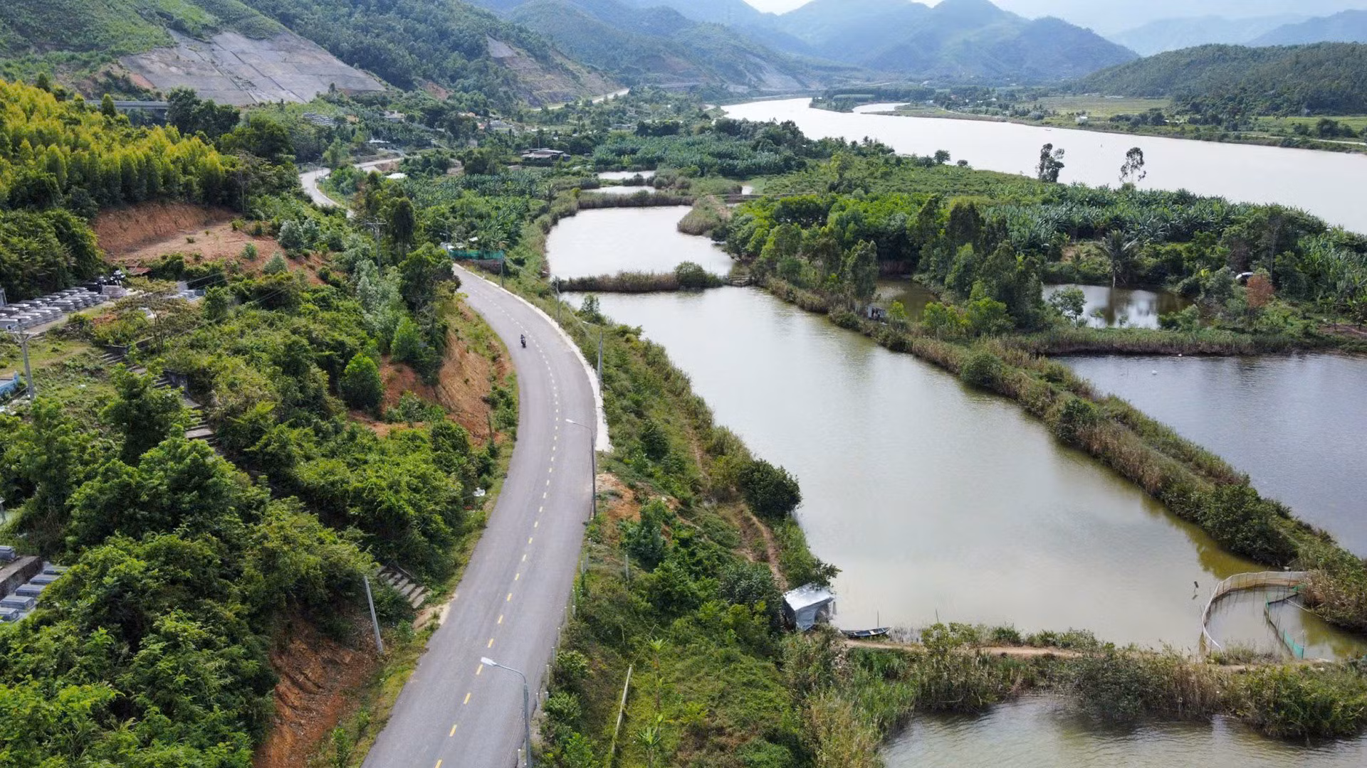 Đà Nẵng từng bước cải thiện đời sống đồng bào dân tộc thiểu số ảnh 6