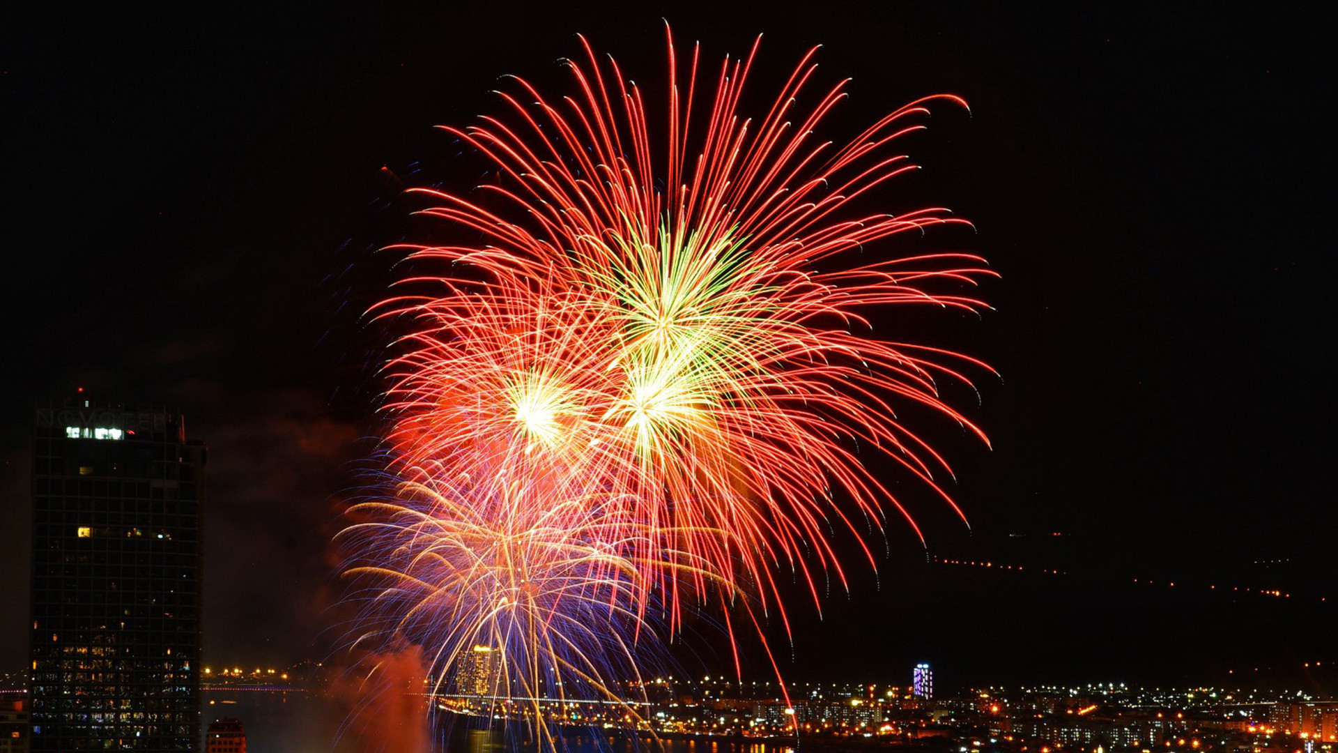 Đội Joho Pyro đã là người bạn thân thuộc của DIFF