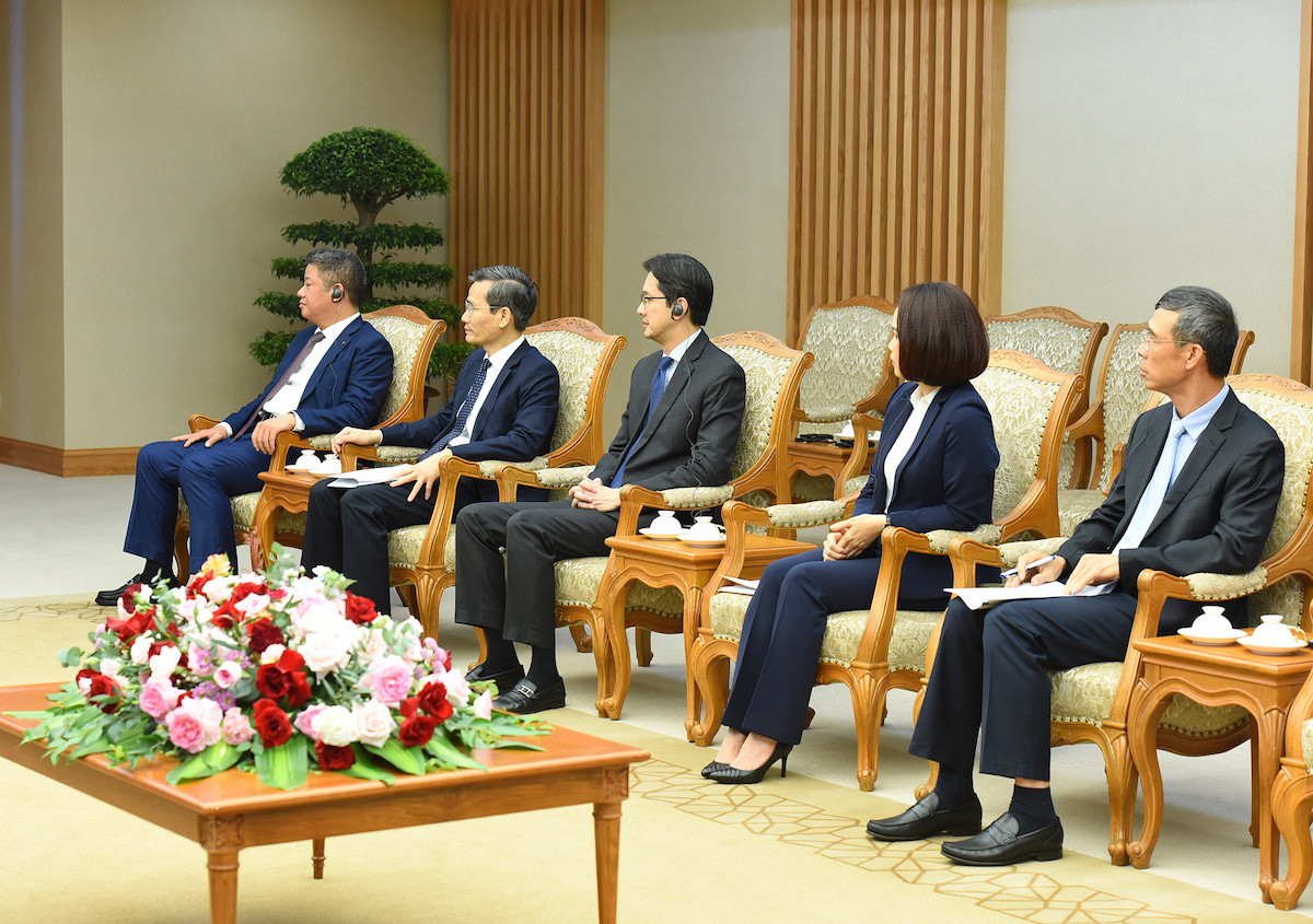 Đại diện lãnh đạo các bộ, ban ngành của Chính phủ Việt Nam tham dự buổi tiếp. Đại diện lãnh đạo các bộ, ban ngành của Chính phủ Việt Nam tham dự buổi tiếp.