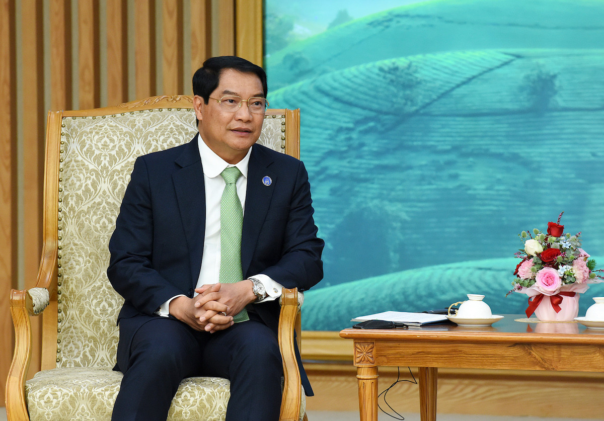 Đô trưởng Vientiane (Lào) Atsaphangthong Siphandone phát biểu tại buổi tiếp. Đô trưởng Vientiane (Lào) Atsaphangthong Siphandone phát biểu tại buổi tiếp.