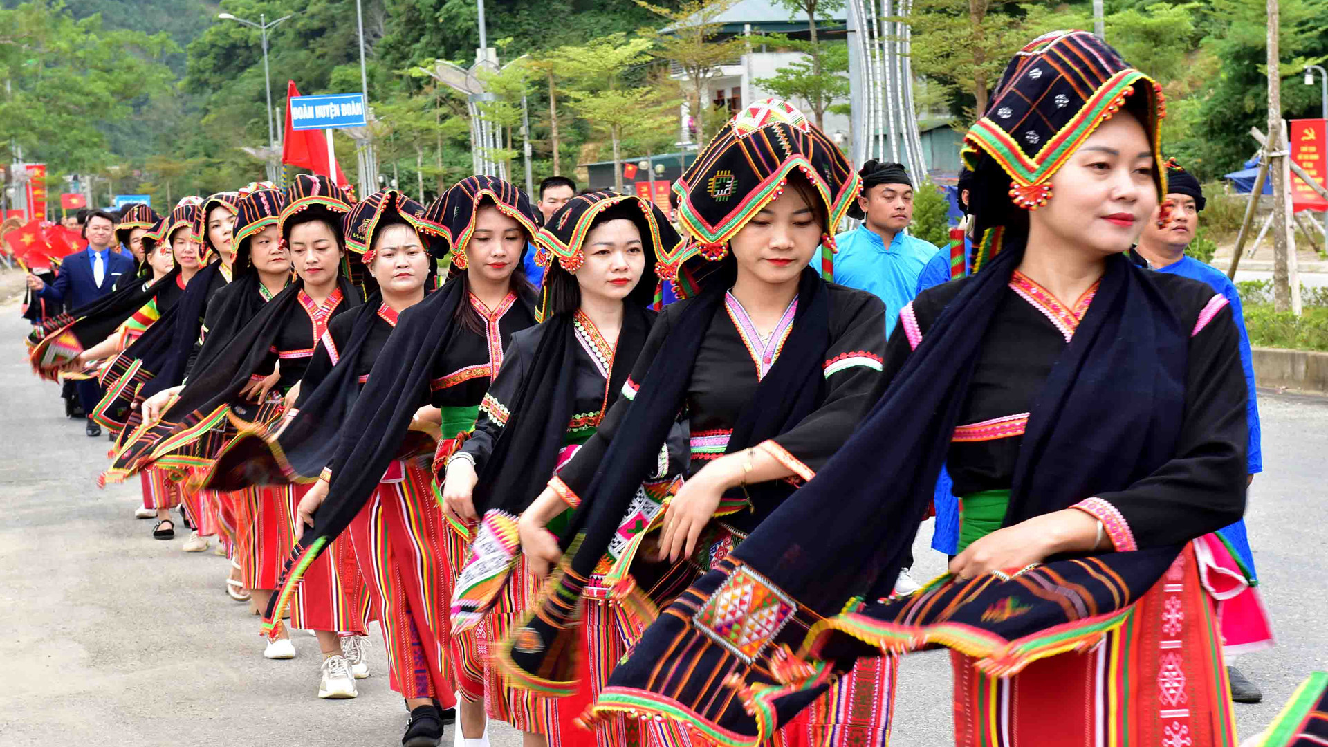 Mỗi dân tộc có những nét văn hóa đặc sắc riêng, đây chính là tài nguyên quý để Mường Tè bảo tồn, khai thác trong phát triển du lịch.