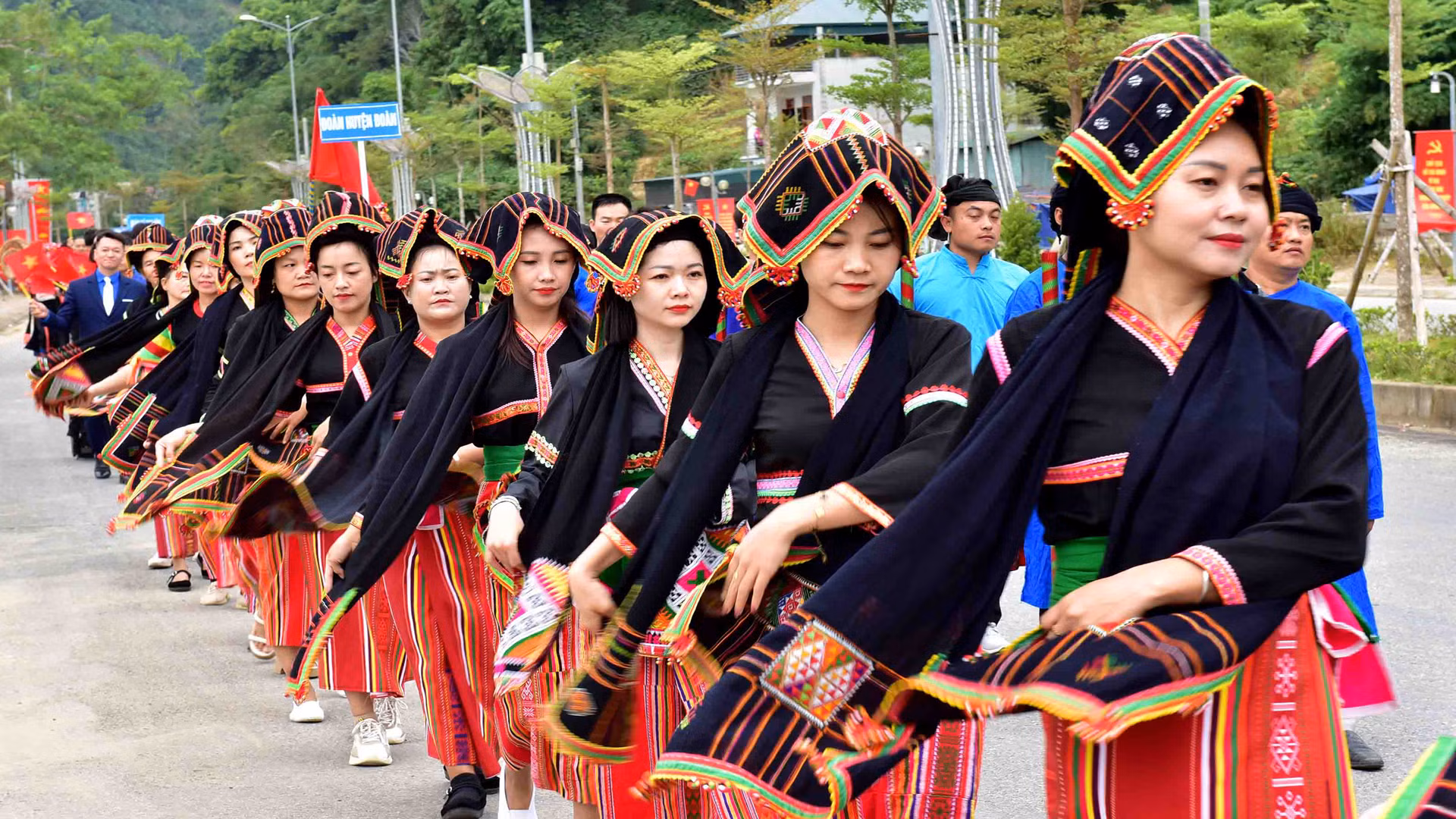 Mỗi dân tộc có những nét văn hóa đặc sắc riêng, đây chính là tài nguyên quý để Mường Tè bảo tồn, khai thác trong phát triển du lịch.