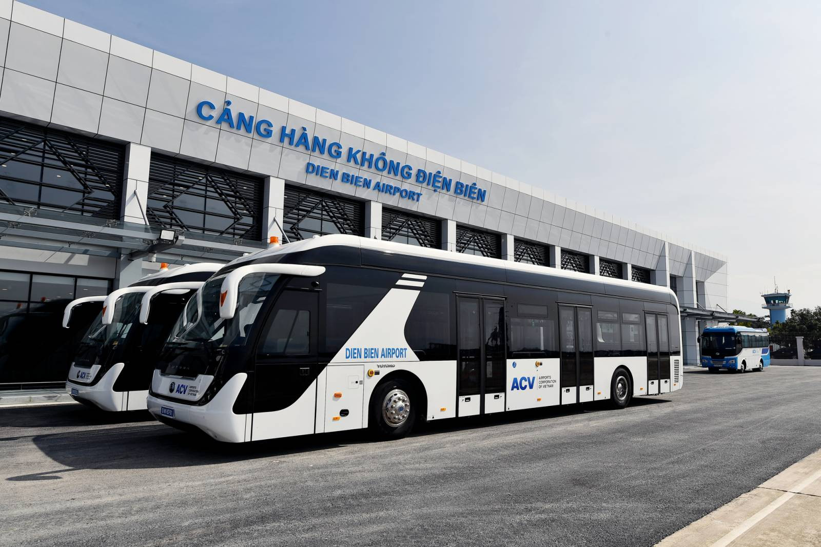 Vietnam Airlines và Cảng hàng không Điện Biên đã sẵn sàng chào đón chuyến bay đầu tiên khai thác bằng máy bay cỡ lớn, sau 8 tháng sân bay này đóng cửa để thi công.