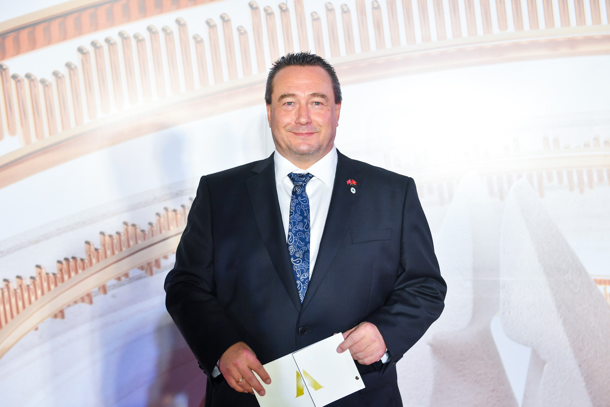 Jan Erik Stoa, Giám đốc quốc gia NPA Việt Nam không giấu nổi niềm vui khi lần đầu tiên được nhận một giải thưởng vì cộng đồng tại Việt Nam.