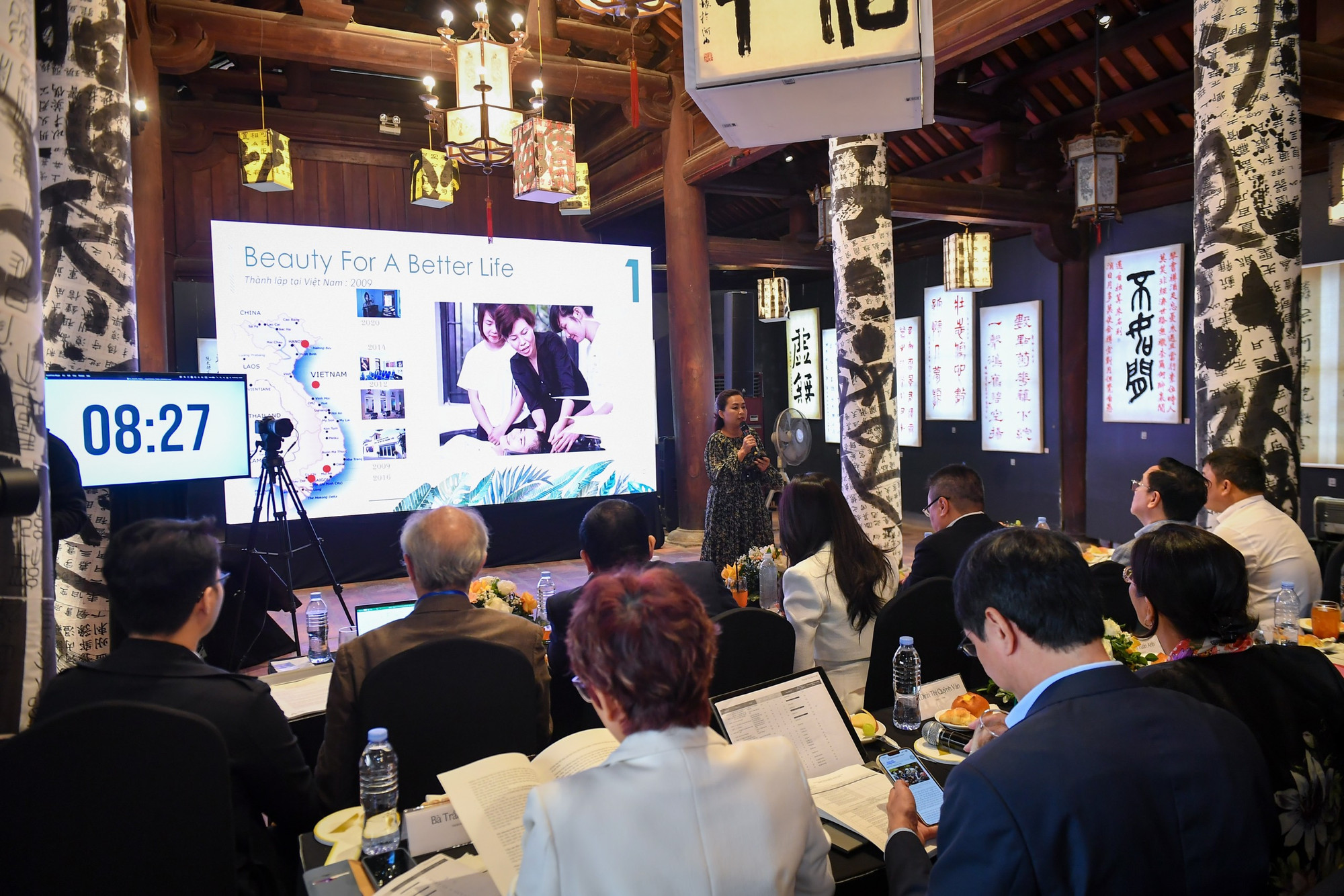 Đại diện một dự án trình bày tại vòng Chung kết. Đại diện một dự án trình bày tại vòng Chung kết.