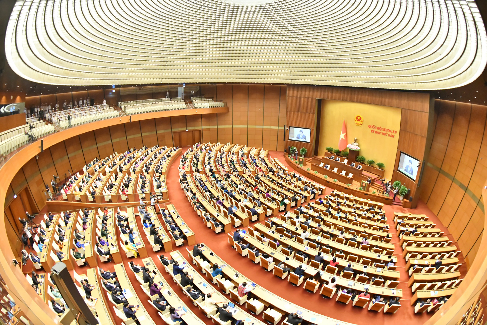 Quang cảnh Phiên bế mạc Kỳ họp thứ 5, Quốc hội khóa XV tại Hội Trường Diên Hồng.