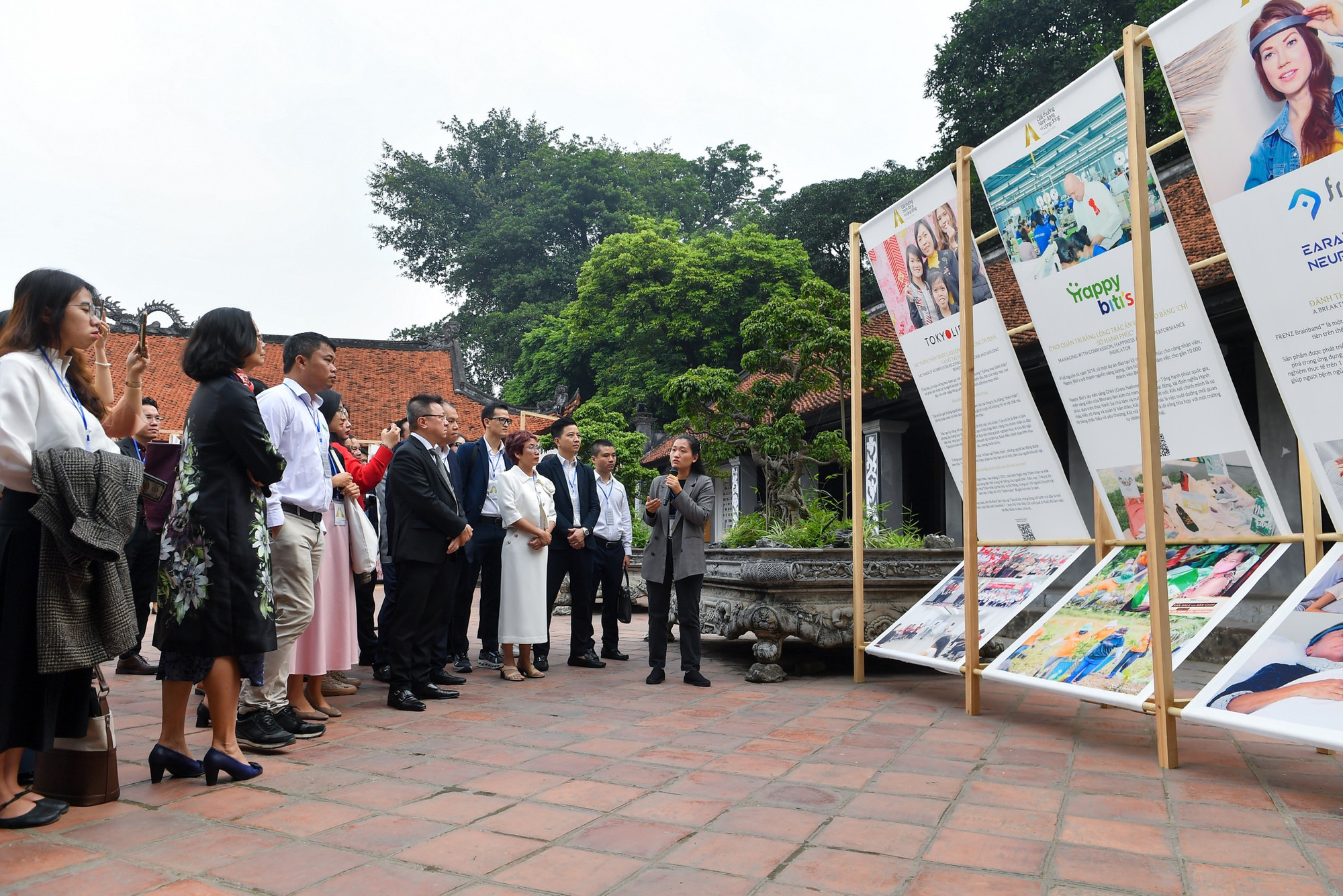 Tại mỗi dự án đều có mã QR Code để người xem có thể truy cập, tìm hiểu thông tin cụ thể về dự án mình quan tâm.