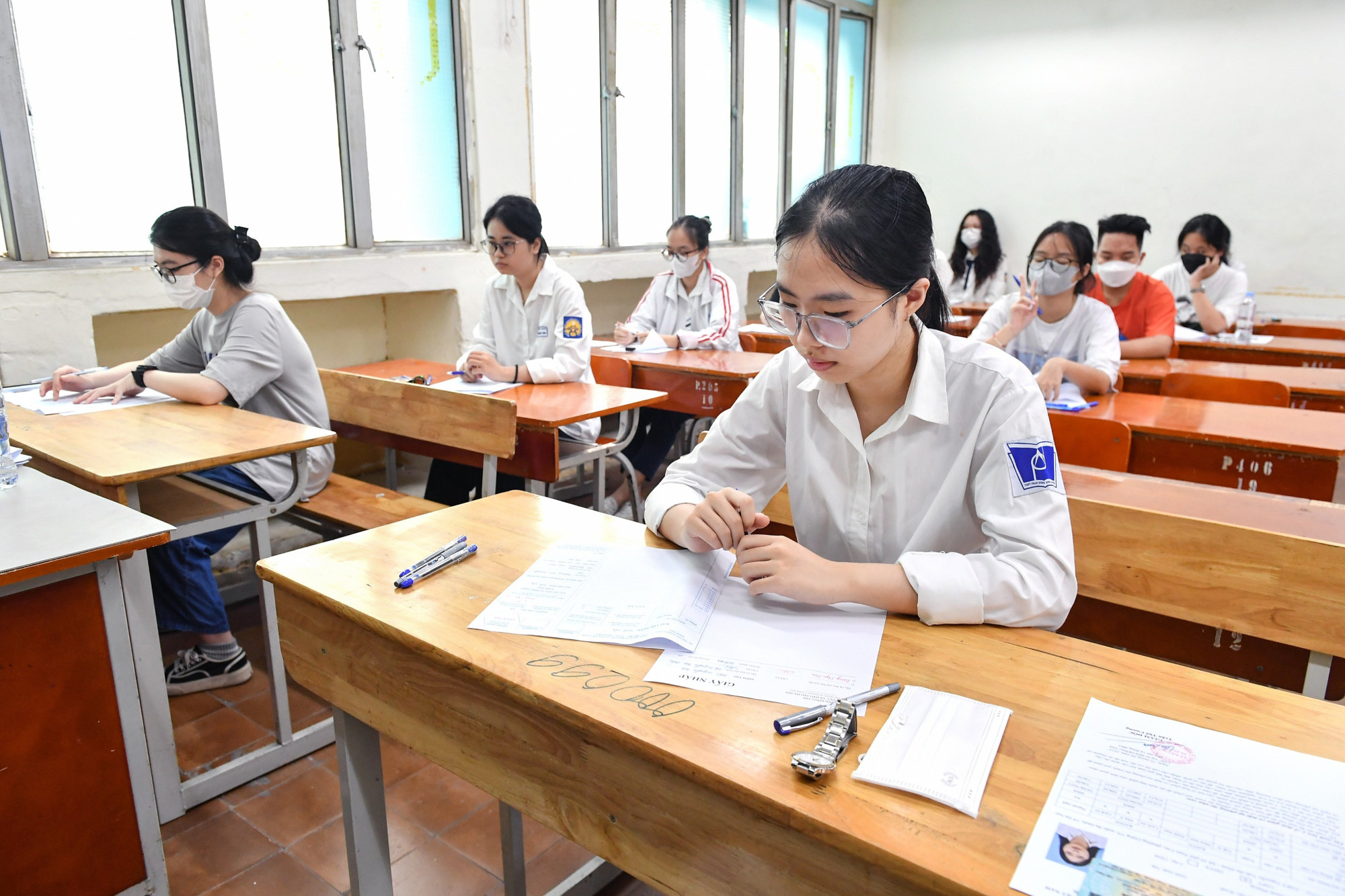 Theo thống kê của Bộ Giáo dục và Đào tạo, cả nước có trên 1 triệu thí sinh đăng ký dự thi. Ngành giáo dục đã bố trí 2.273 điểm thi với 44.661 phòng thi. (Ảnh: Thành Đạt)