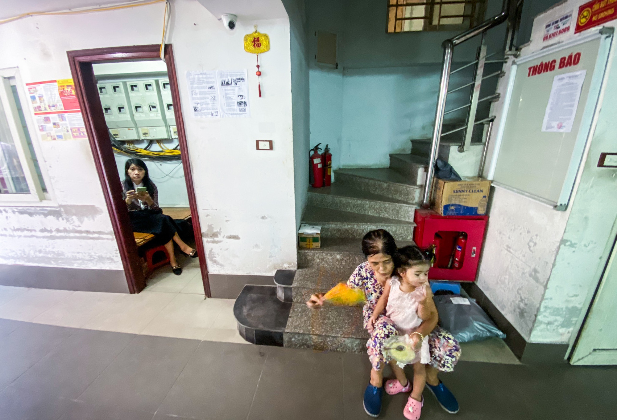 Cầu thang bộ này cũng là lối thoát hiểm duy nhất nếu sự cố hỏa hoạn xảy ra.