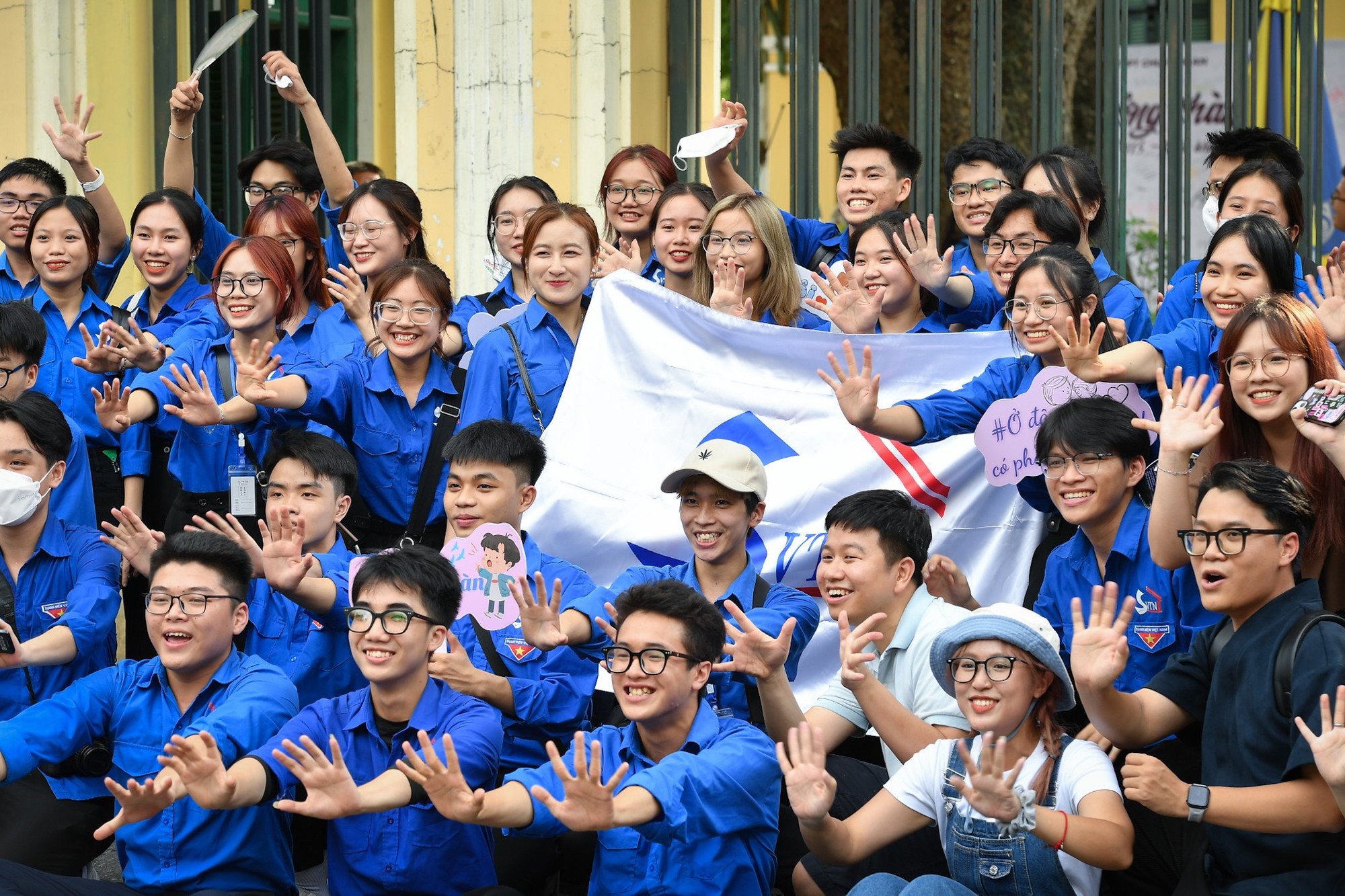 Đâu cần thanh niên có, đâu khó có thanh niên. Tinh thần ấy đã được các bạn đoàn viên, thanh niên, sinh viên thể hiện xuyên suốt mùa thi 2023.