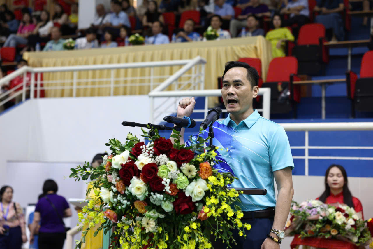 Tuyên thệ và thể hiện quyết tâm cao trước khi bước vào thi đấu.